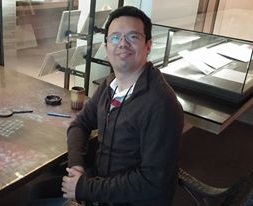 饒兆聰教授大頭照